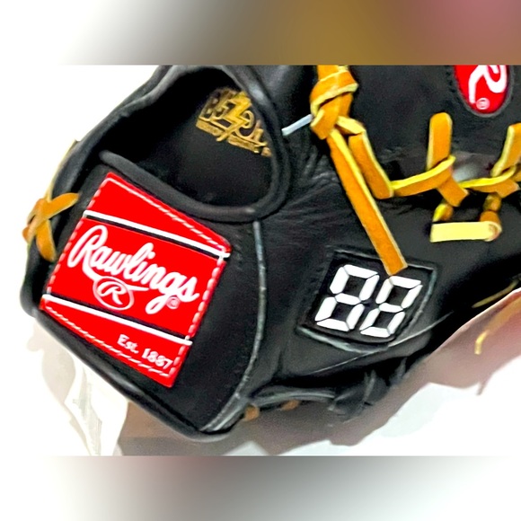 11.5” Rawlings Baseball Glove 88 Series Speed Trap 88-115 The Gold Glove - Picture 2 of 10